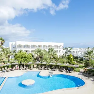 Ona Village Apartahotel